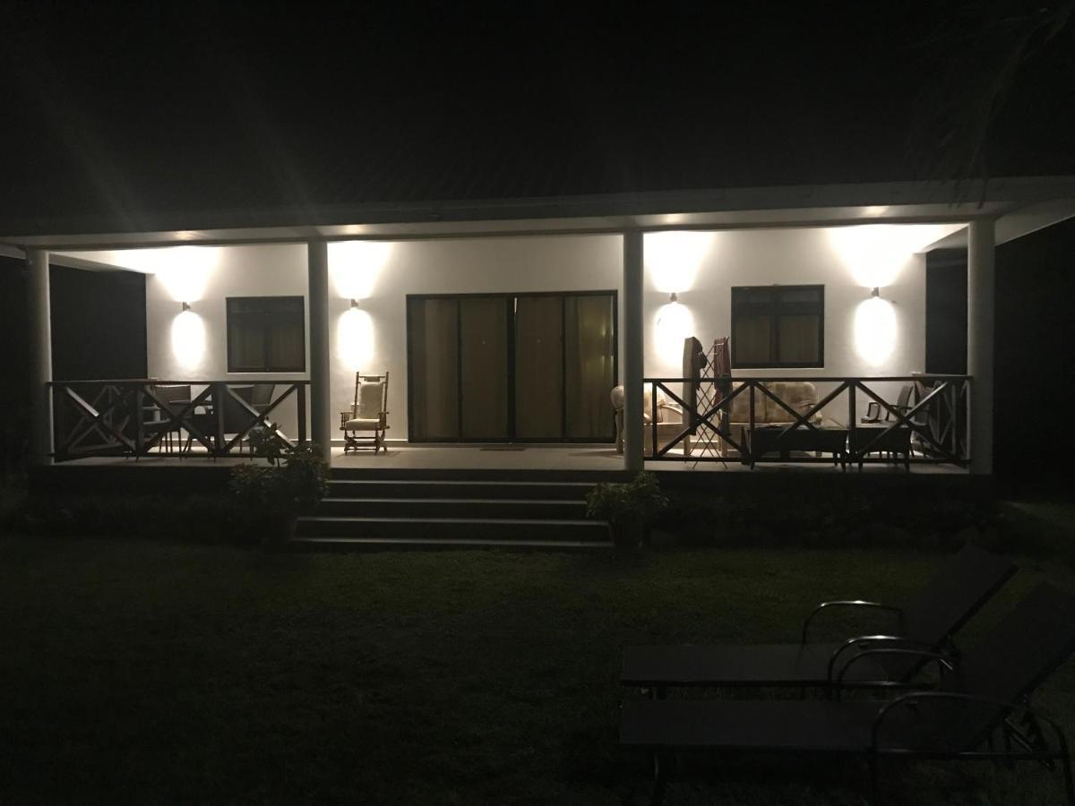 Villa Laure Grand Anse  Exteriör bild
